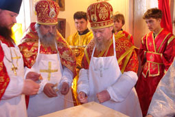 Освящение престола Свято-Никольского храма