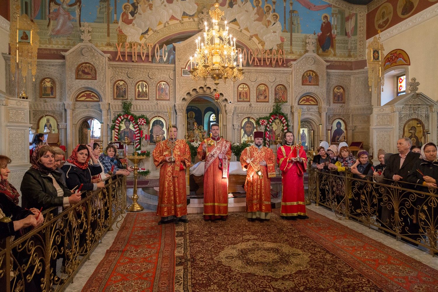 В г. Баку был доставлен Благодатный огонь.